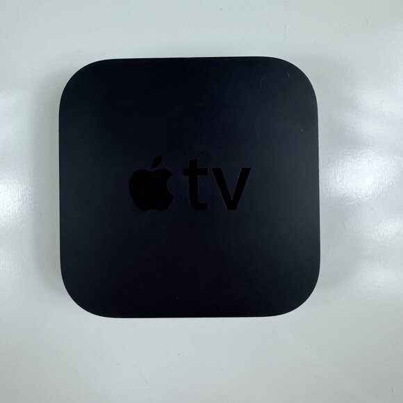 Apple TV 3rd Generation A1469 Remote Powercord 8GB 1080p HD Resolution Streaming - Picture 2 of 9